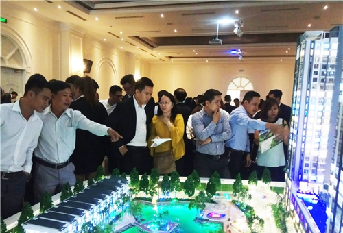 Hàng ngàn người tham dự Lễ công bố Green Star Sky Garden giai đoạn 2